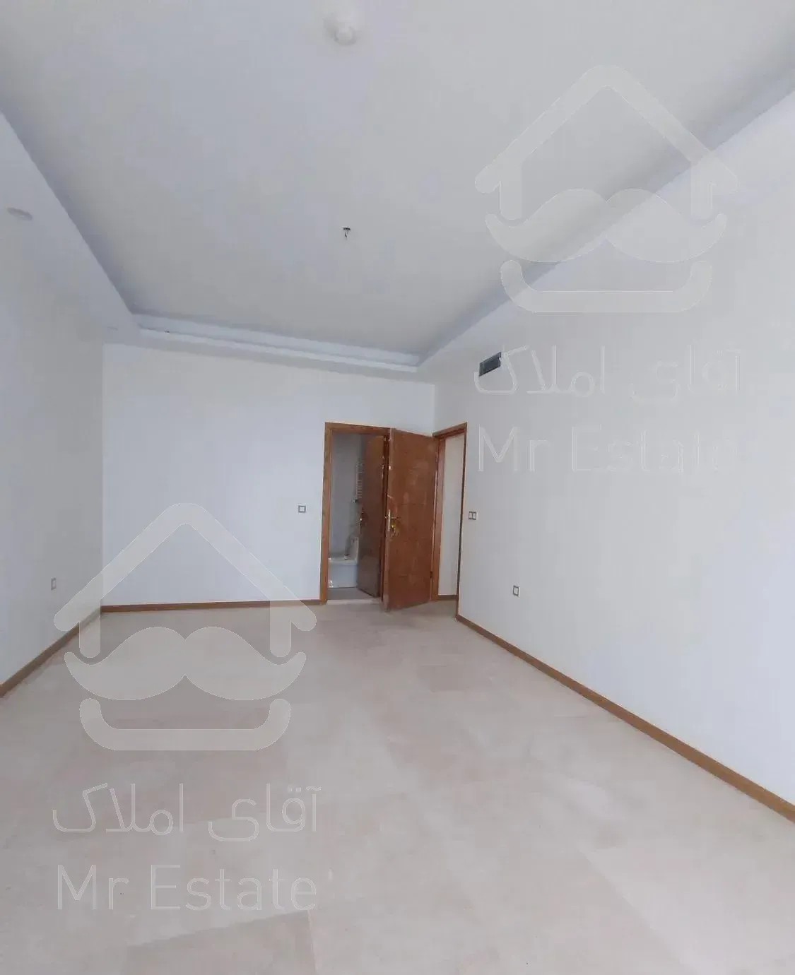 آپارتمان ۱۲۲ متر / ازگل / کلید نخورده/ آماده تحویل