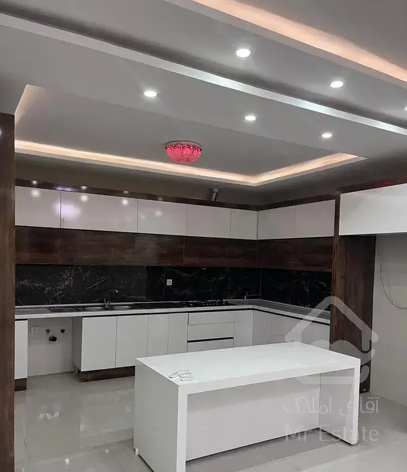 فروش واحد 126متری شیک خیابان علی ضیا