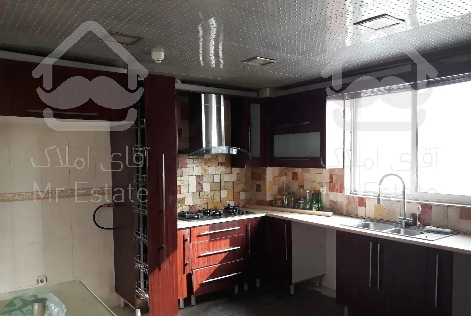 آپارتمان بام تهران ۱۳۰متری