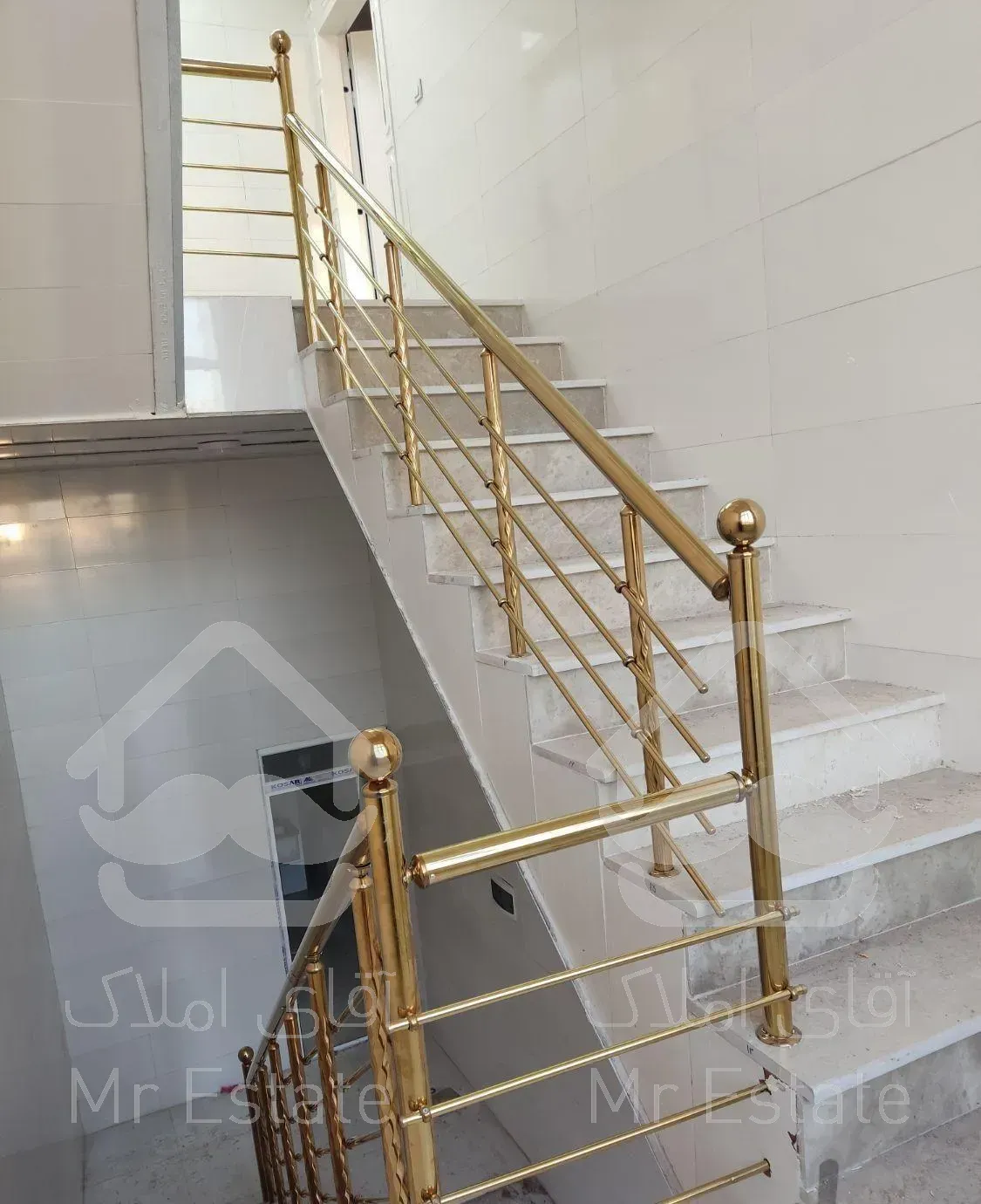 نرده استیل محکم برابر با آهن