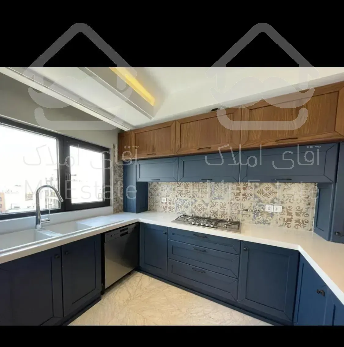 آپارتمان نوساز غرق در نور نقشه