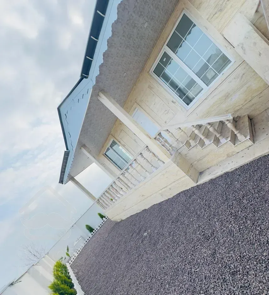 ویلای ۱۰۰متری ساحلی۲ خوابه با سند تک برگ وپروانه