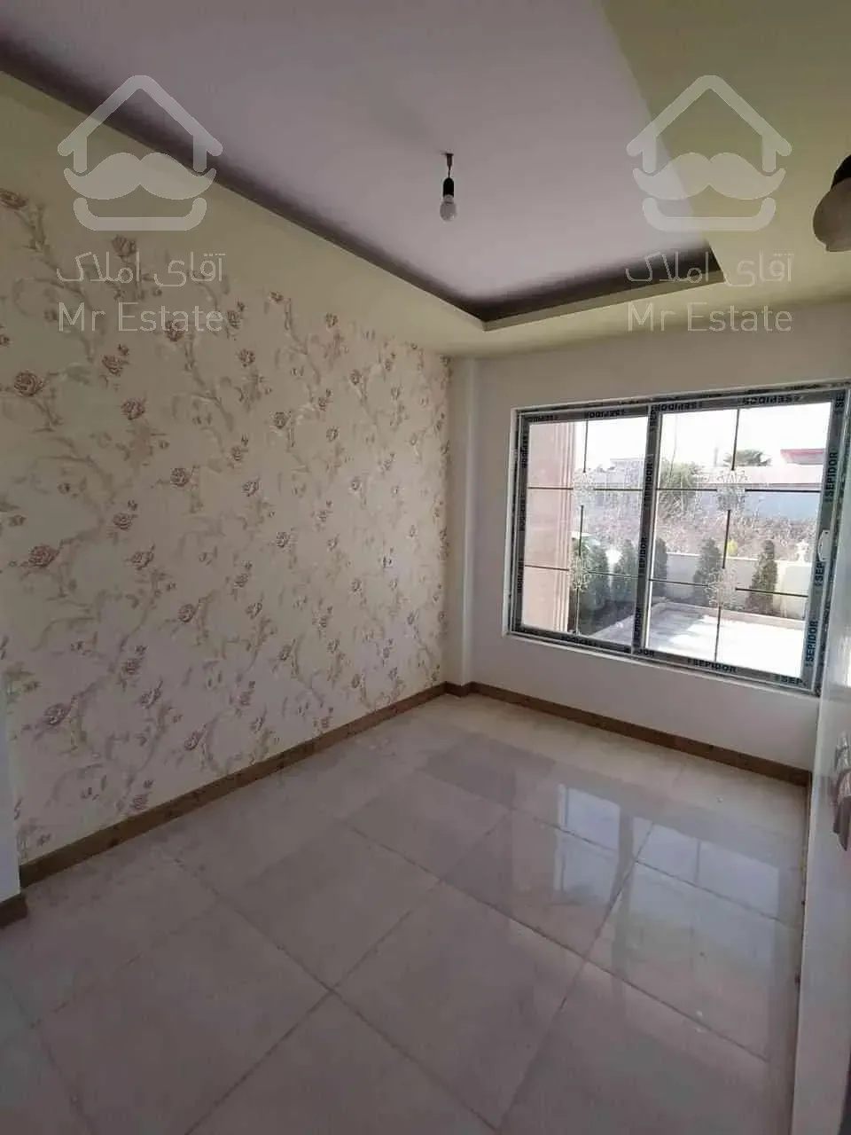 فروشویلا ۲۵۰ متری