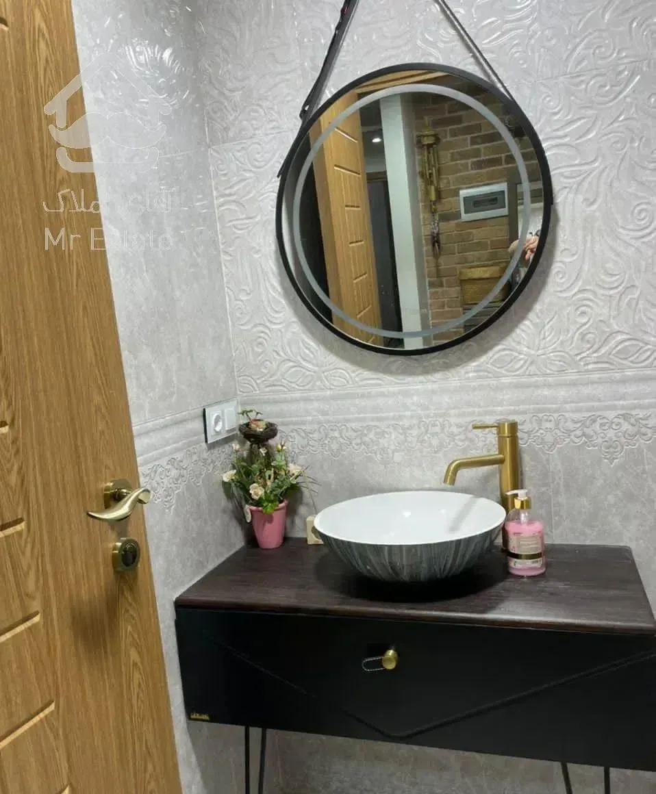 آپارتمان ۱۸۰ متر،فاز ۱ مهرشهر ورودی