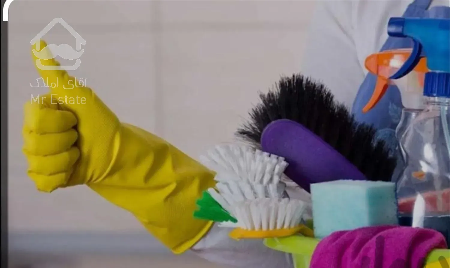 نظافت مشاعات راه پله پشت بام محل کار