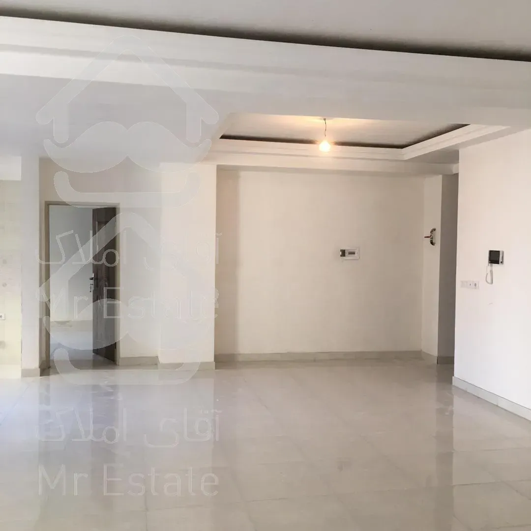 160متر / ۳خواب / فول امکانات کلید نخورده