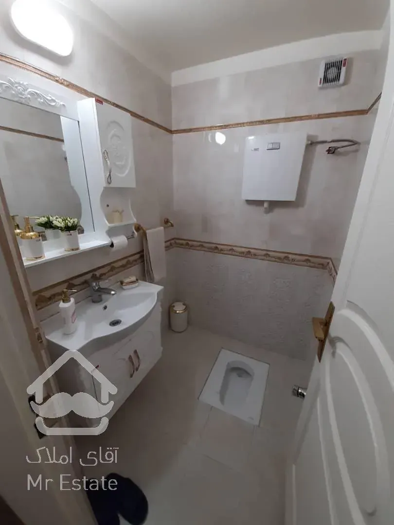 ۱۱۵ متر ۳ خواب ۲ پارکینگه