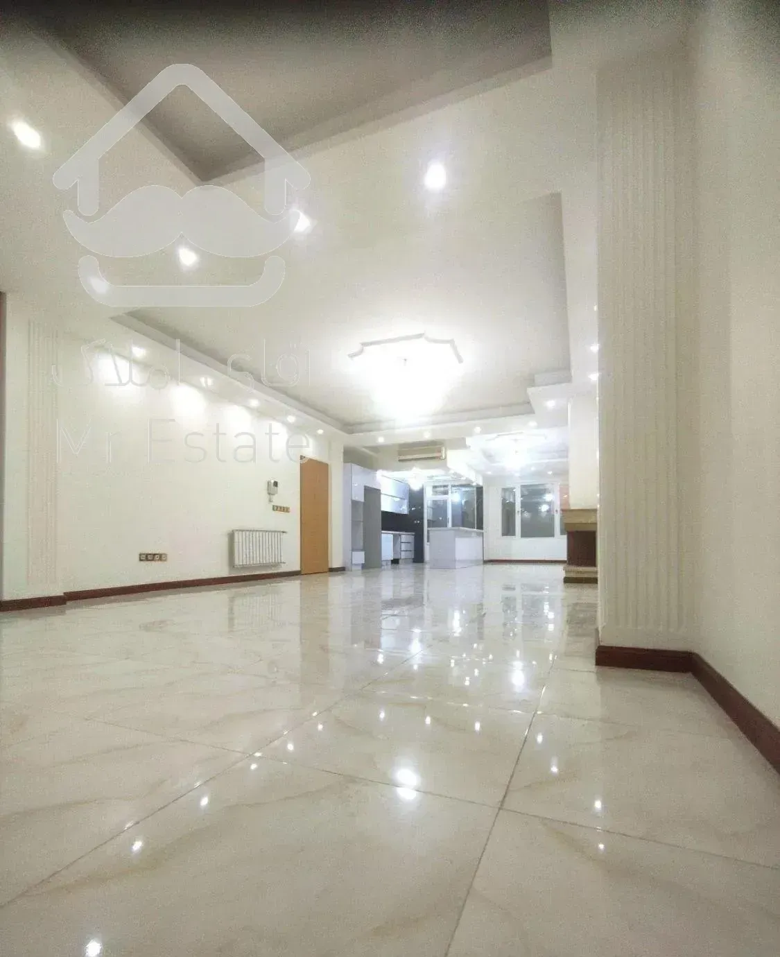 شمال غرب تهرانپارس 118متر،نوسازی شده،فول،ویو ابدی