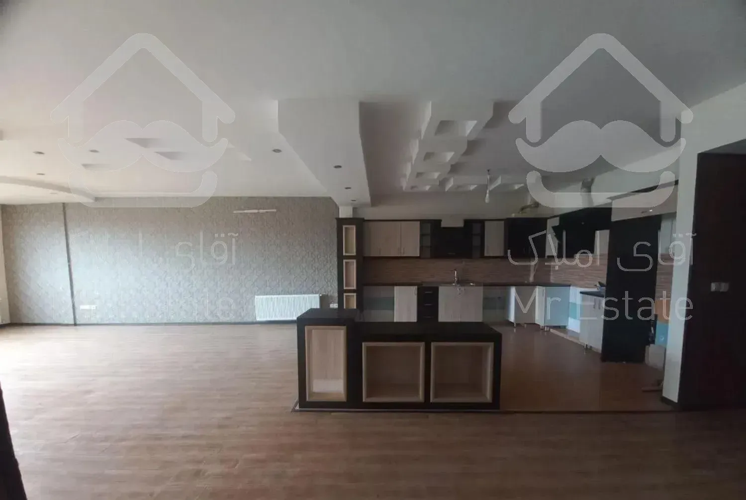 نیاوران ویلاشهر ، 160 متر تمیز