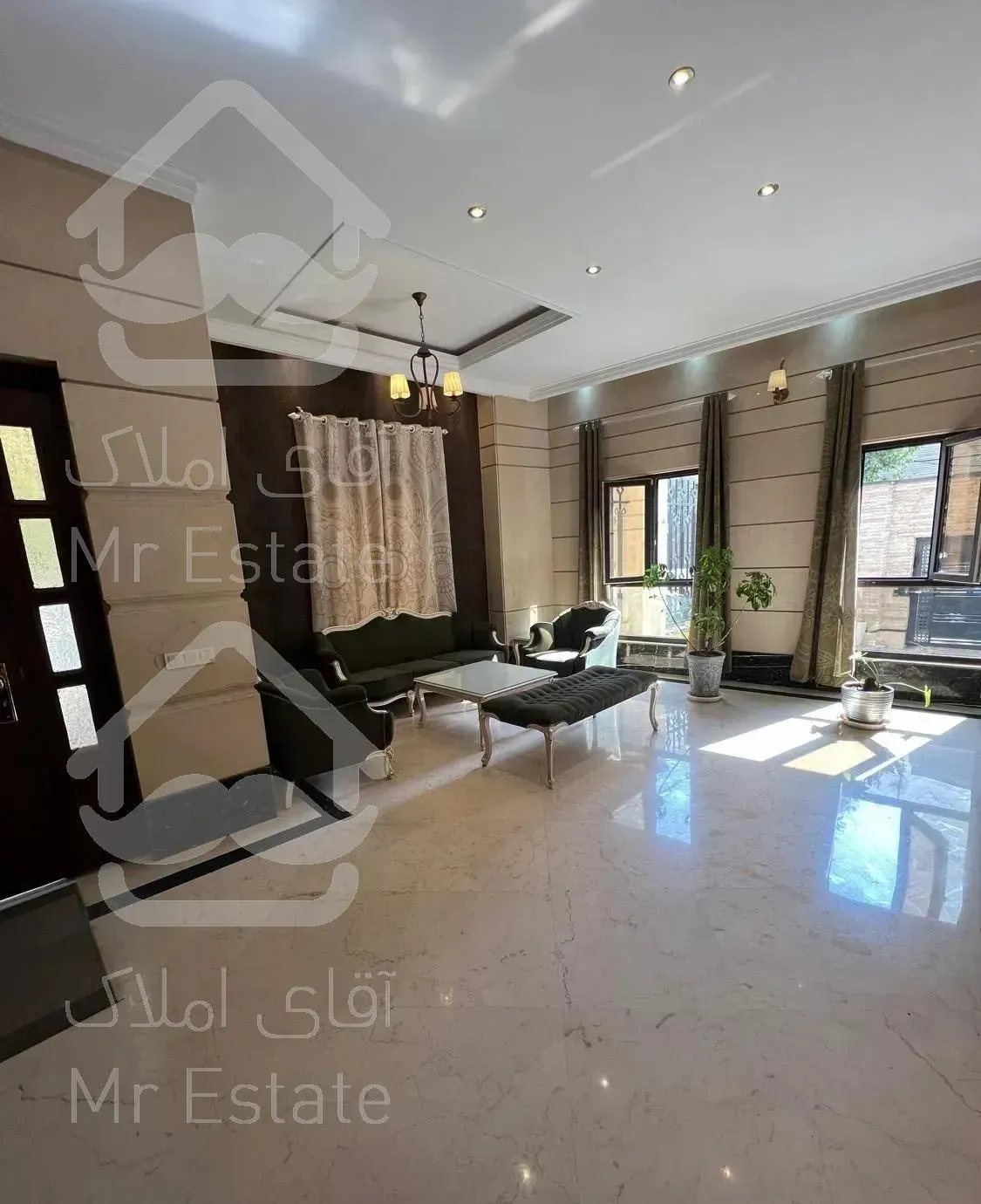 ۱۱۰متر * بسیار شیک * شمال اندرزگو