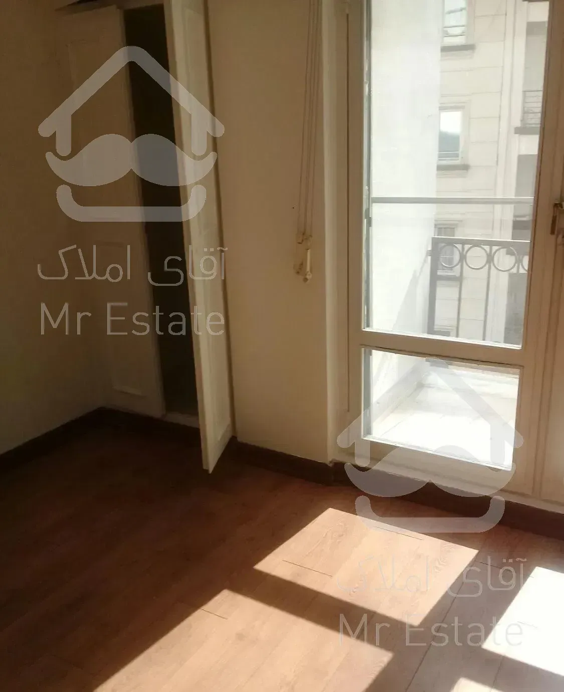 فروش اپارتمان ۱۳۰ متری تاپ