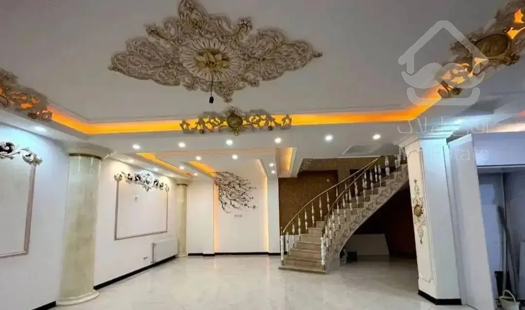 اجاره ویلا ۲۰۰ متری دربست دوبلکس ۳خواب لوکس کاشانی