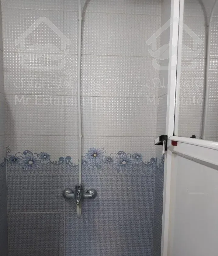 کاشی کاری استخر‌سازی دیوارچینی و