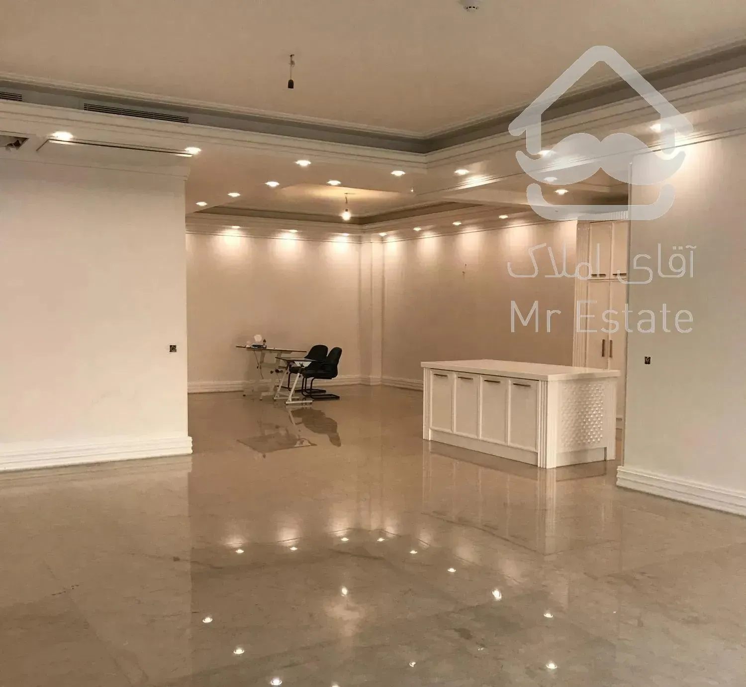 ۱۸۰ متر گلسنگ نیاوران