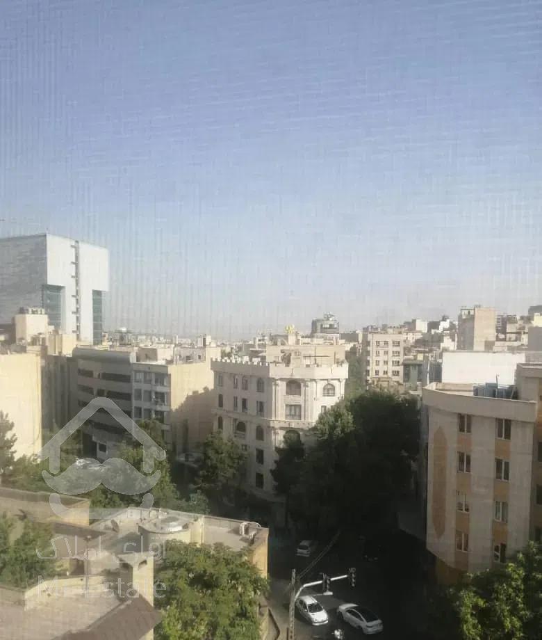 آپارتمان اندرزگو ۱۸۰ متر سه خواب