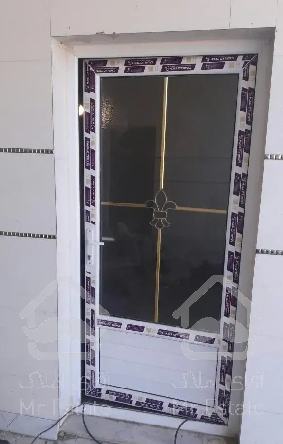 ساخت و نصب درب و پنجره دوجداره UPVC  دایان