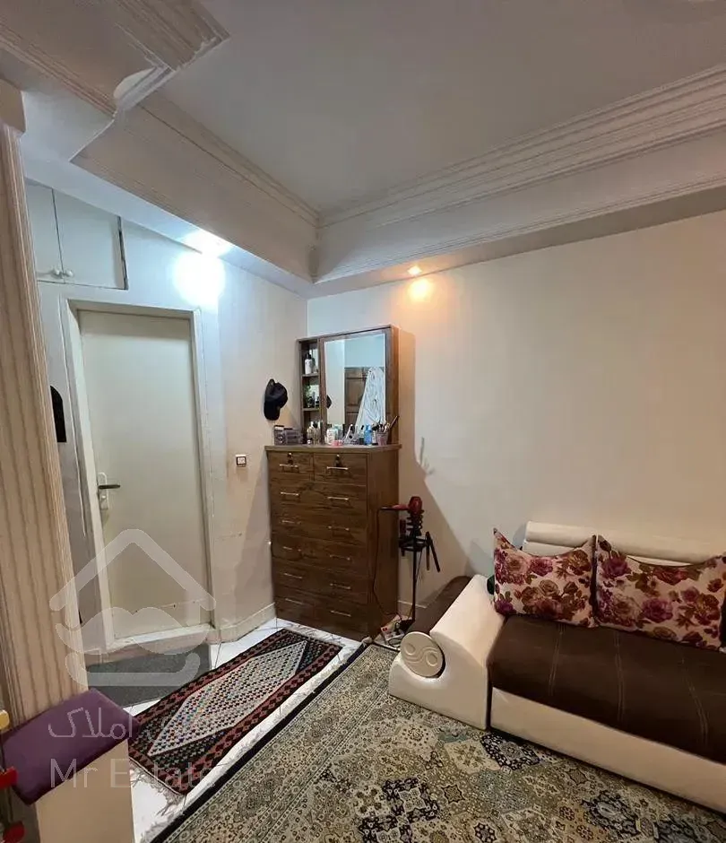 حدود۳۸متر ۱خوابه خارج از بافت چیذر