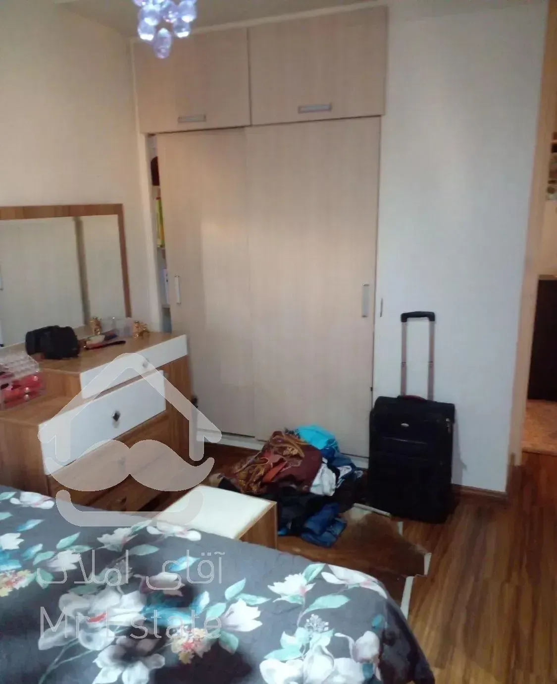 ۹۲متر۲خوابه فول امکانات  منطقه تهران ویلا