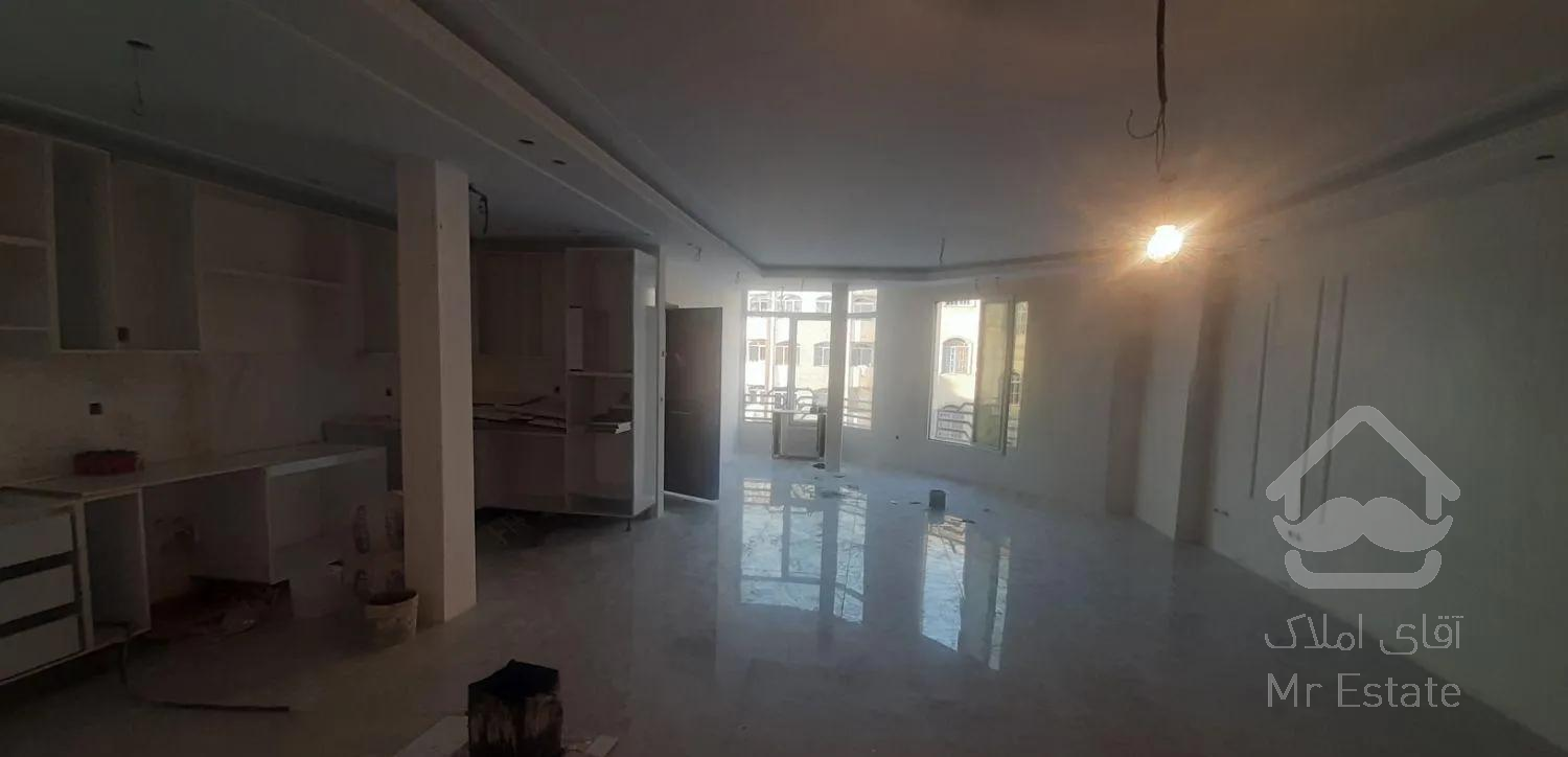 ۱۱۵ متر دو خواب بزرگ پارکینگ دار اباذر