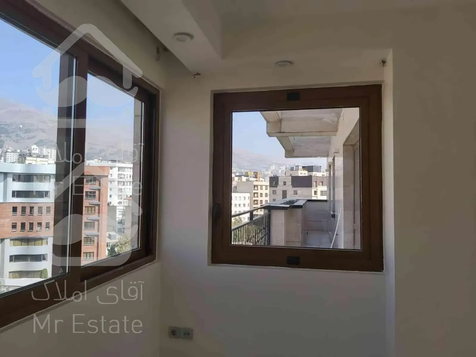 260 متر فول مشاعات طبقه آخر ویو ابدی