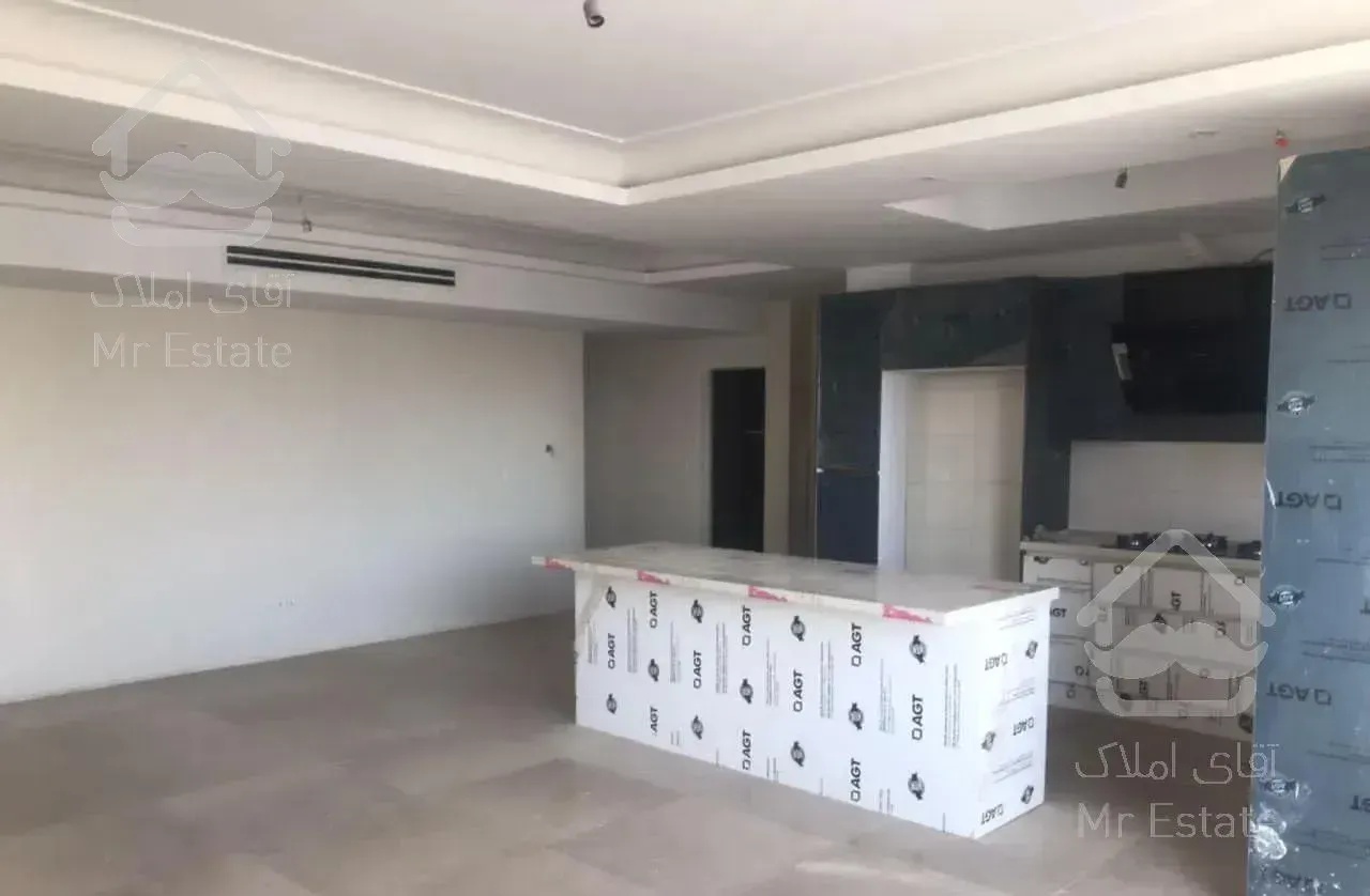 اپارتمان ۱۳۰ متر تهرانپارس غربی