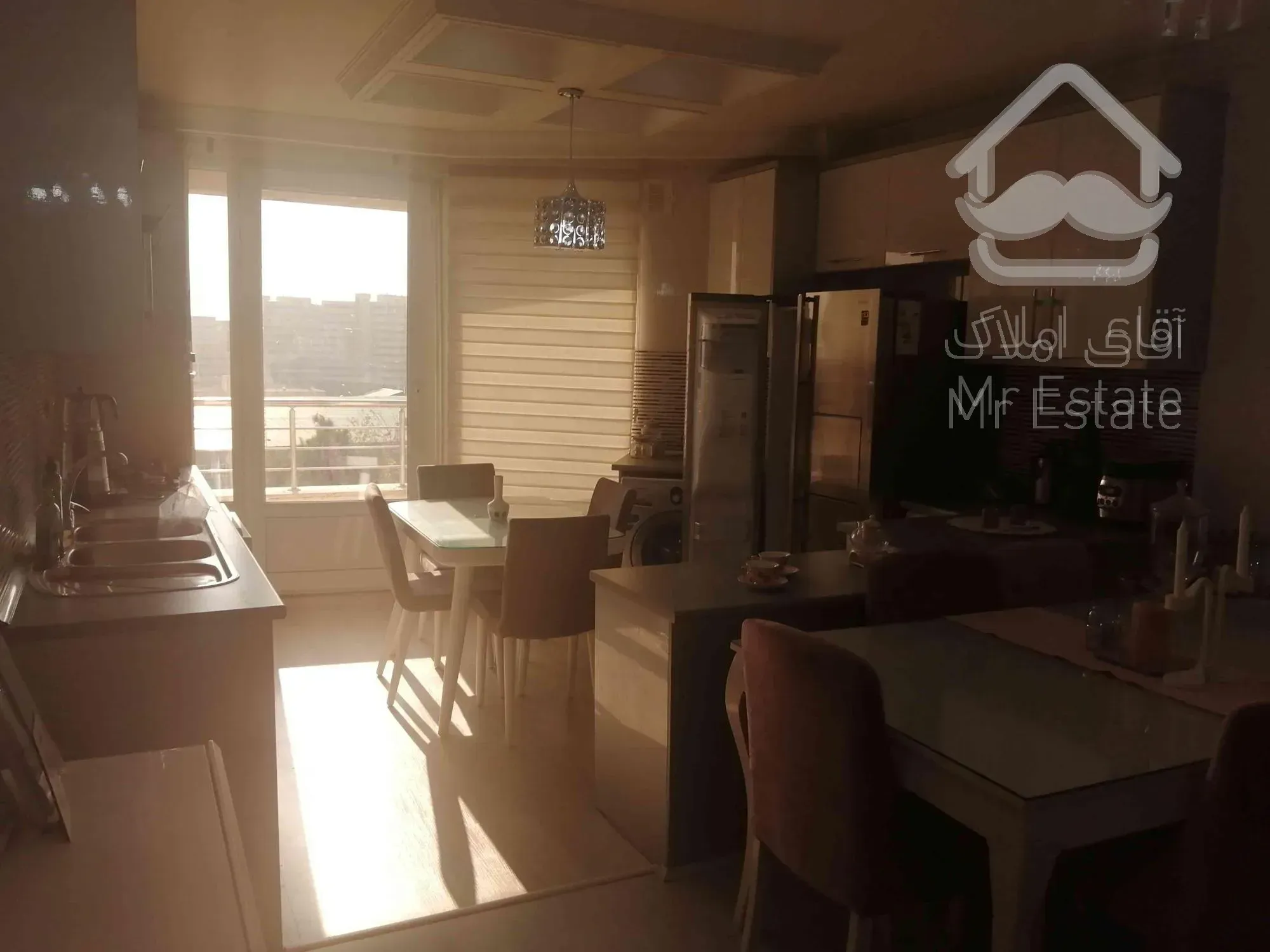 فروش اپارتمان *بازسازی شده ۲خوابه کم واحد*بلوار فردوس شرق