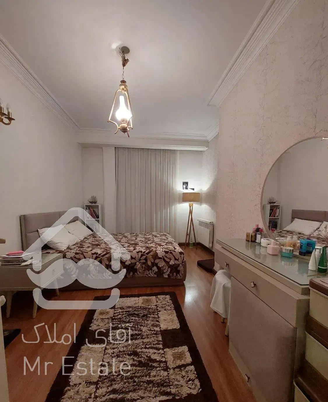 آپارتمان ۱۶۰ متر سه خواب فول بازسازی