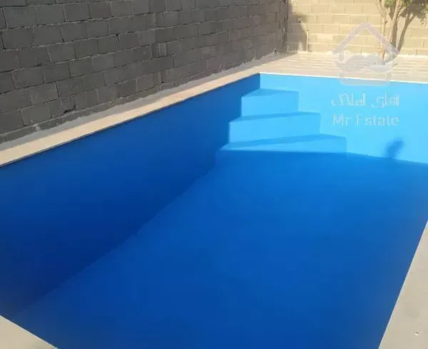 پانصد متری.دارای استخر.سنقرآباد.قابل معاوضه