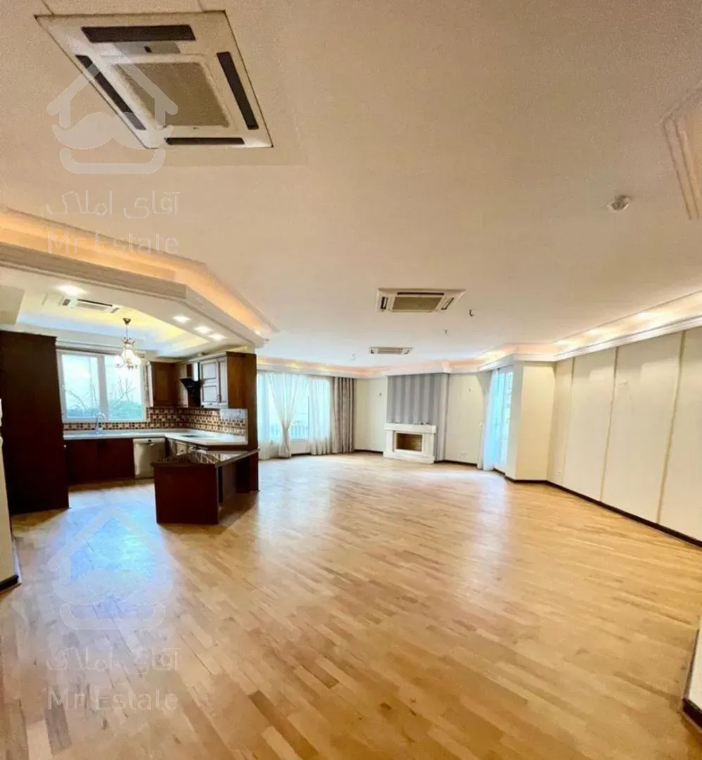 آپارتمان ۱۸۰ متری، بدون مشرف با دو پارکینگ