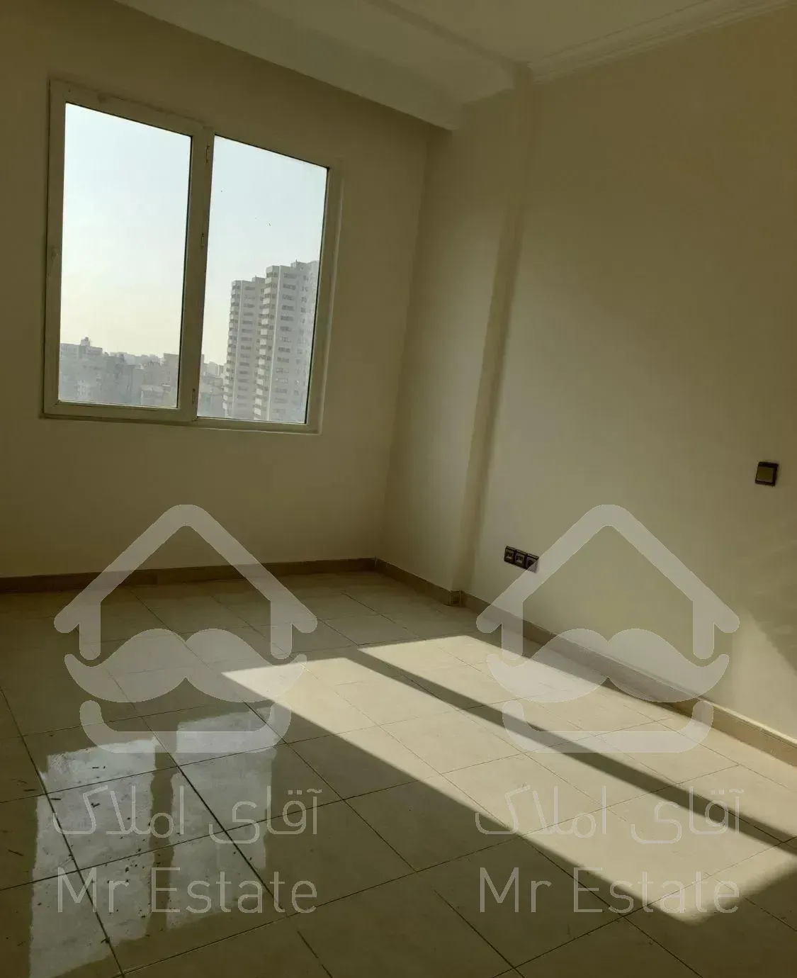 ازگل گلچین ۱۶۰ متر ۳ خواب