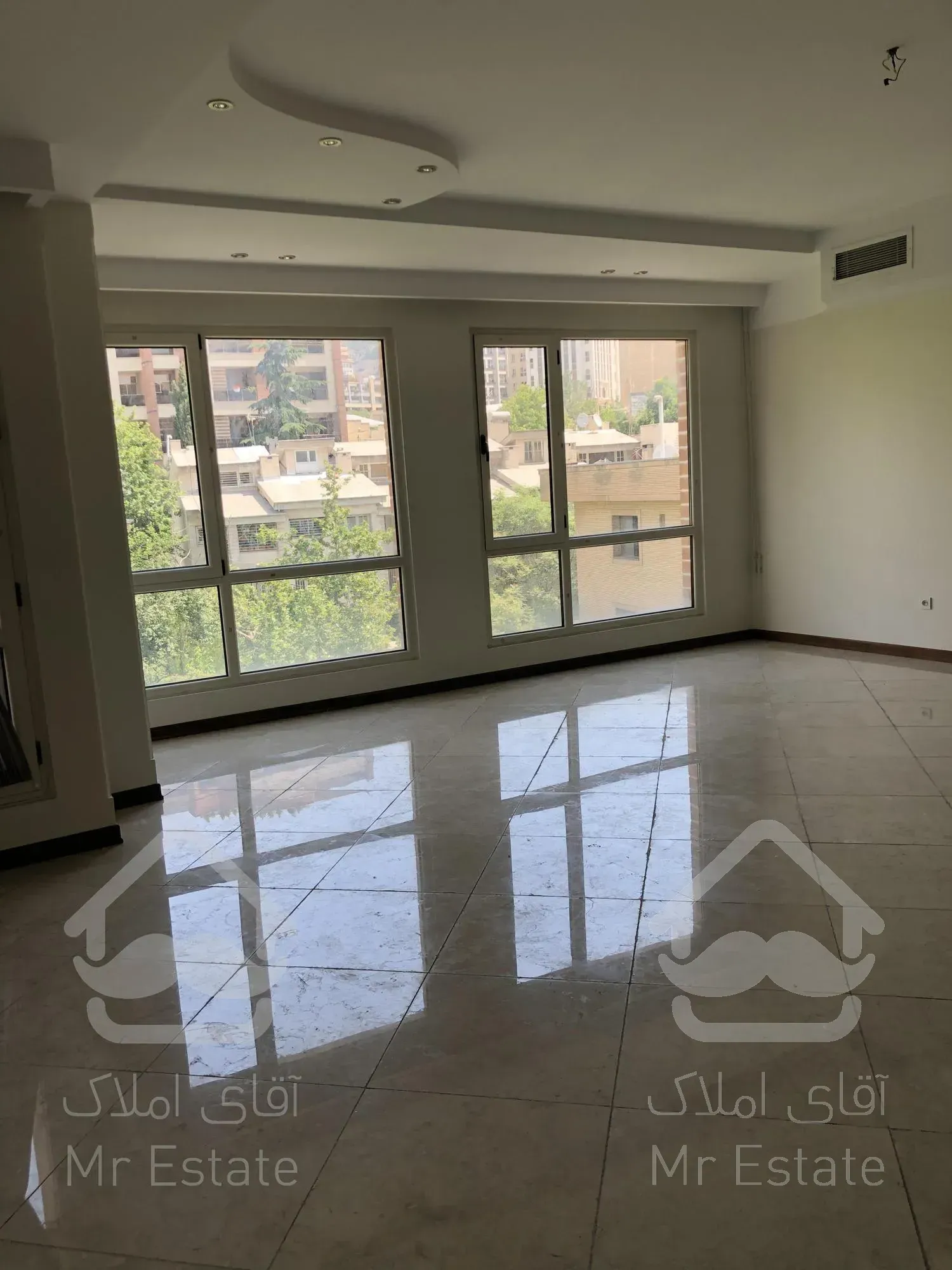 رهن و اجاره آپارتمان ۱۲۵ متری ۲ خوابه فرمانیه