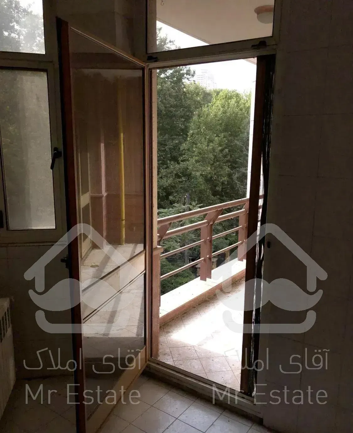 ۱۱۶متری۲خواب*الهیه‌خزرجنوبی*نورانی*ویوباغ‌سفارت