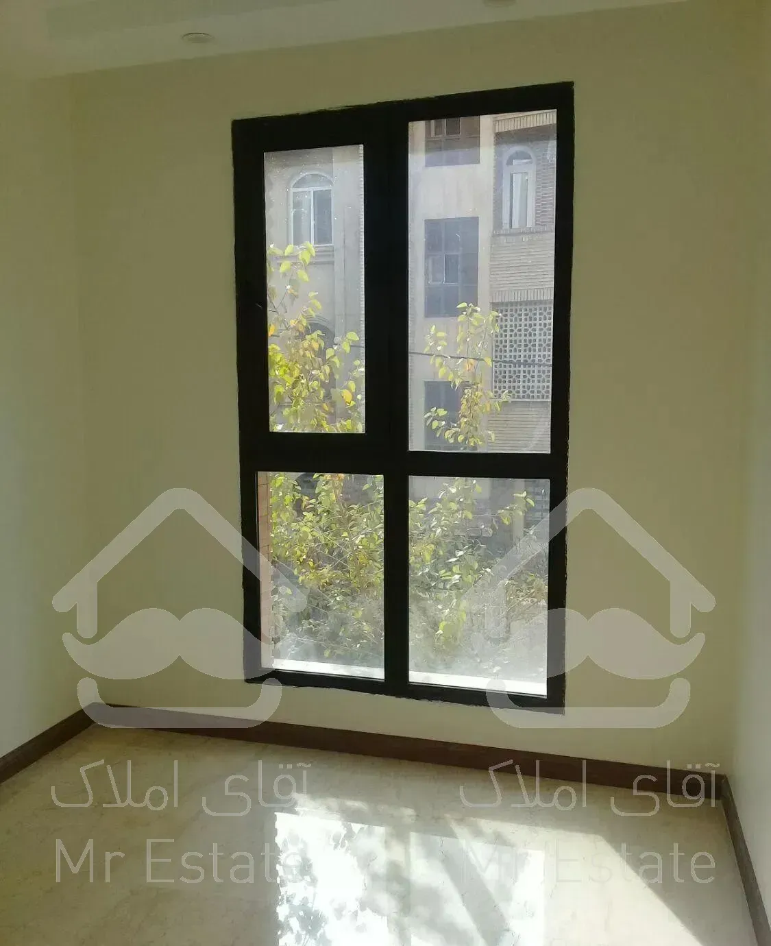 اپارتمان ۱۳۵ متری فروش