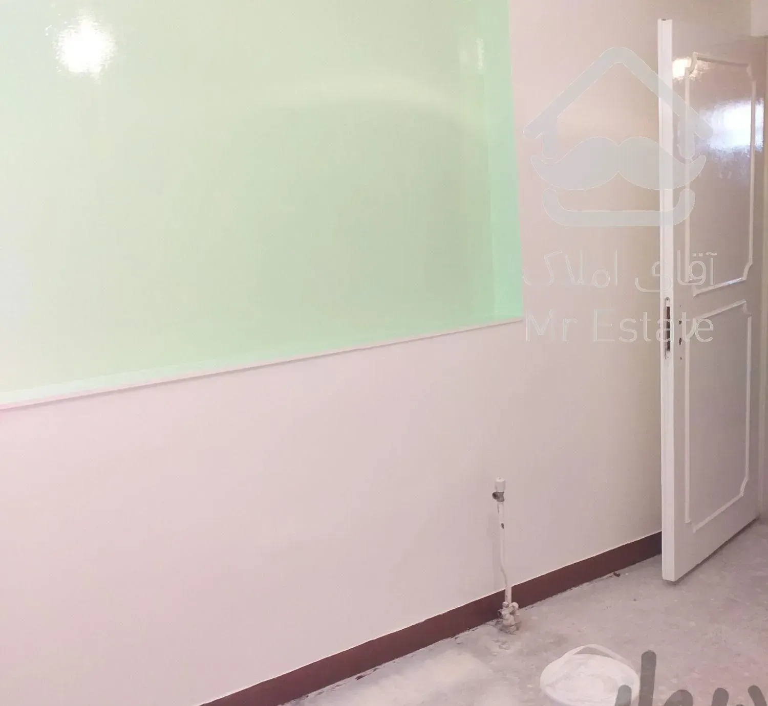 نقاشی ساختمان تخریب و بازسازی داخل واحد