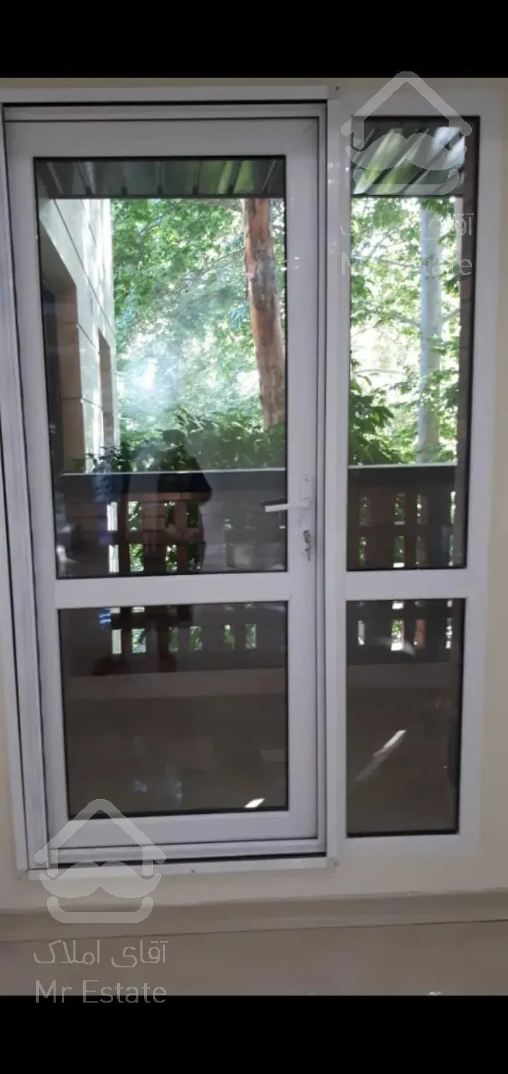 آپارتمان ۱۳۰ متری سه خوابه  شیک و مدرن درکه