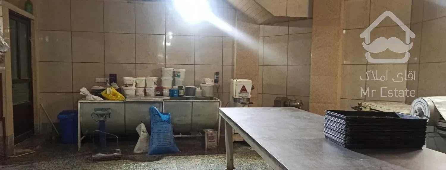 اجاره قنادی و کارگاه