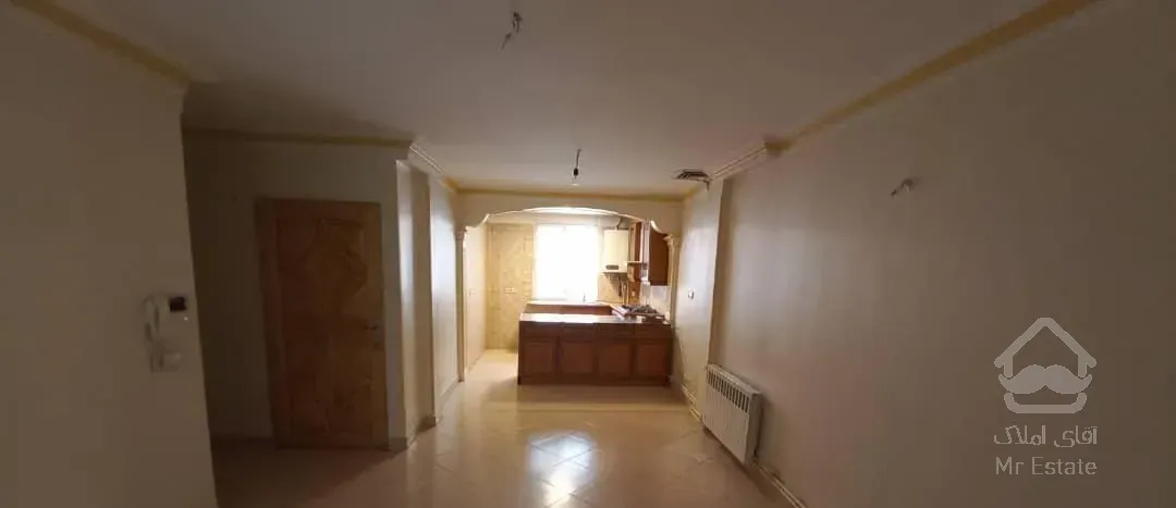 فروش ۶۰ متری ۲ خوابه همکف در جمال‌زاده شمالی