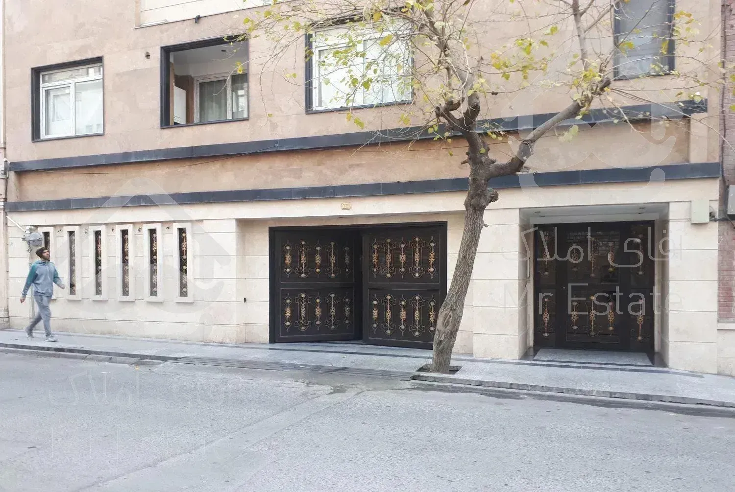 ۵۳ متری فول امکانات فرجام عبادی