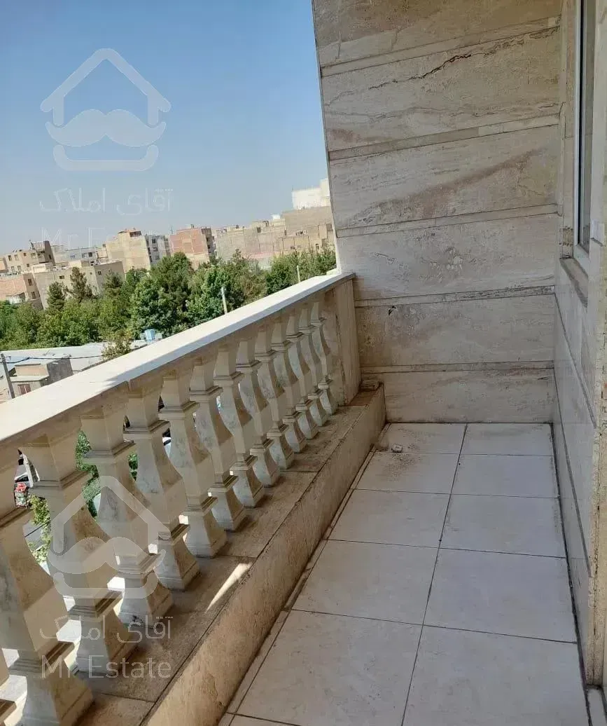 125 متر رو به افتاب