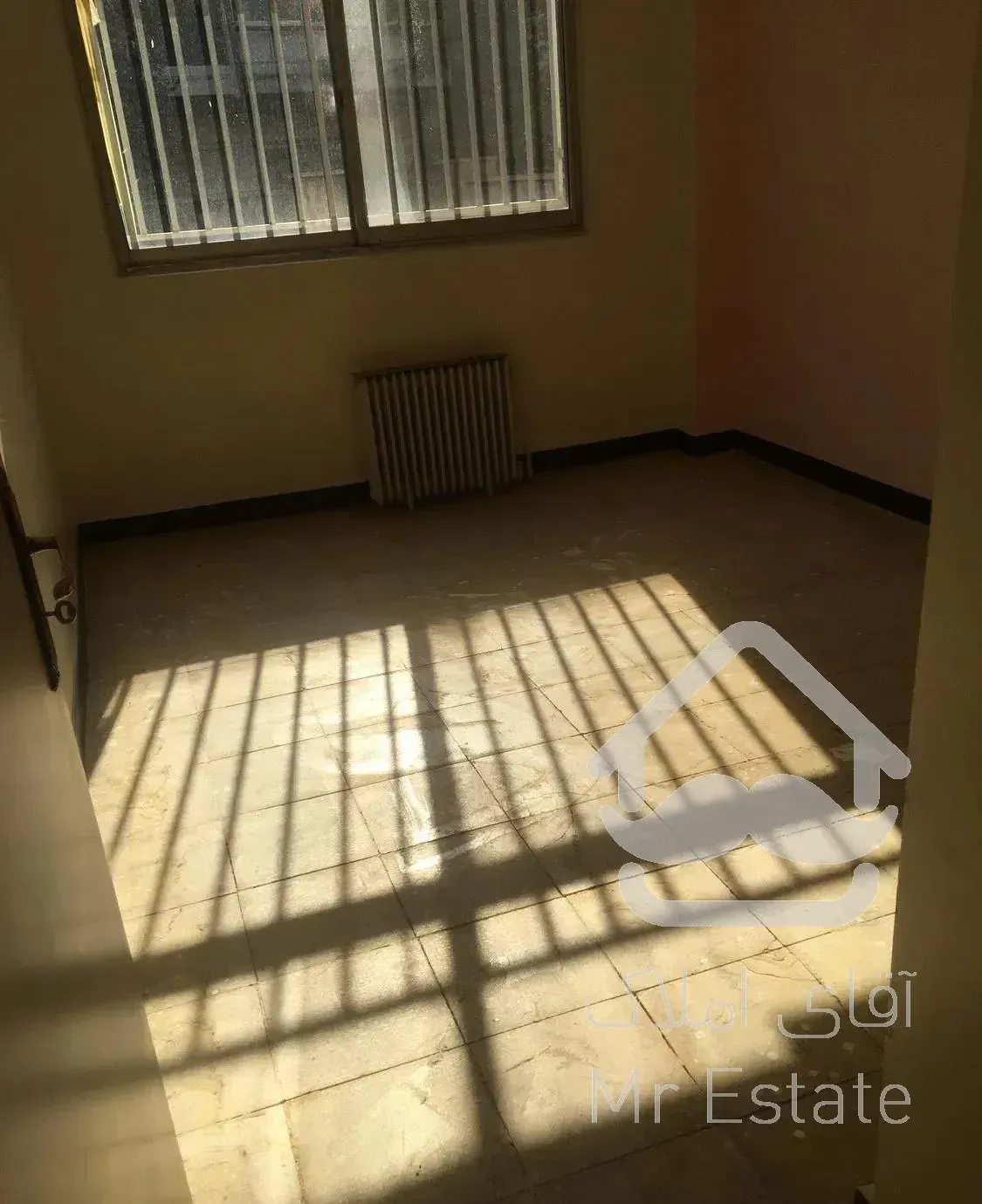 ۱۱۰ متر ، میرزای شیرازی