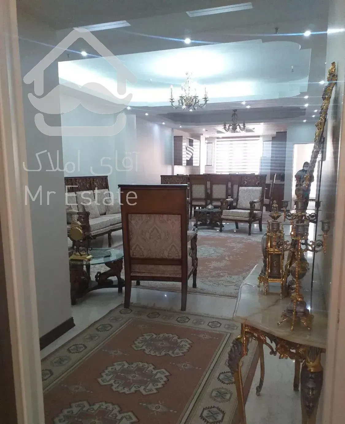 اپارتمان۱۳۶ متر سه خواب فول امکانات