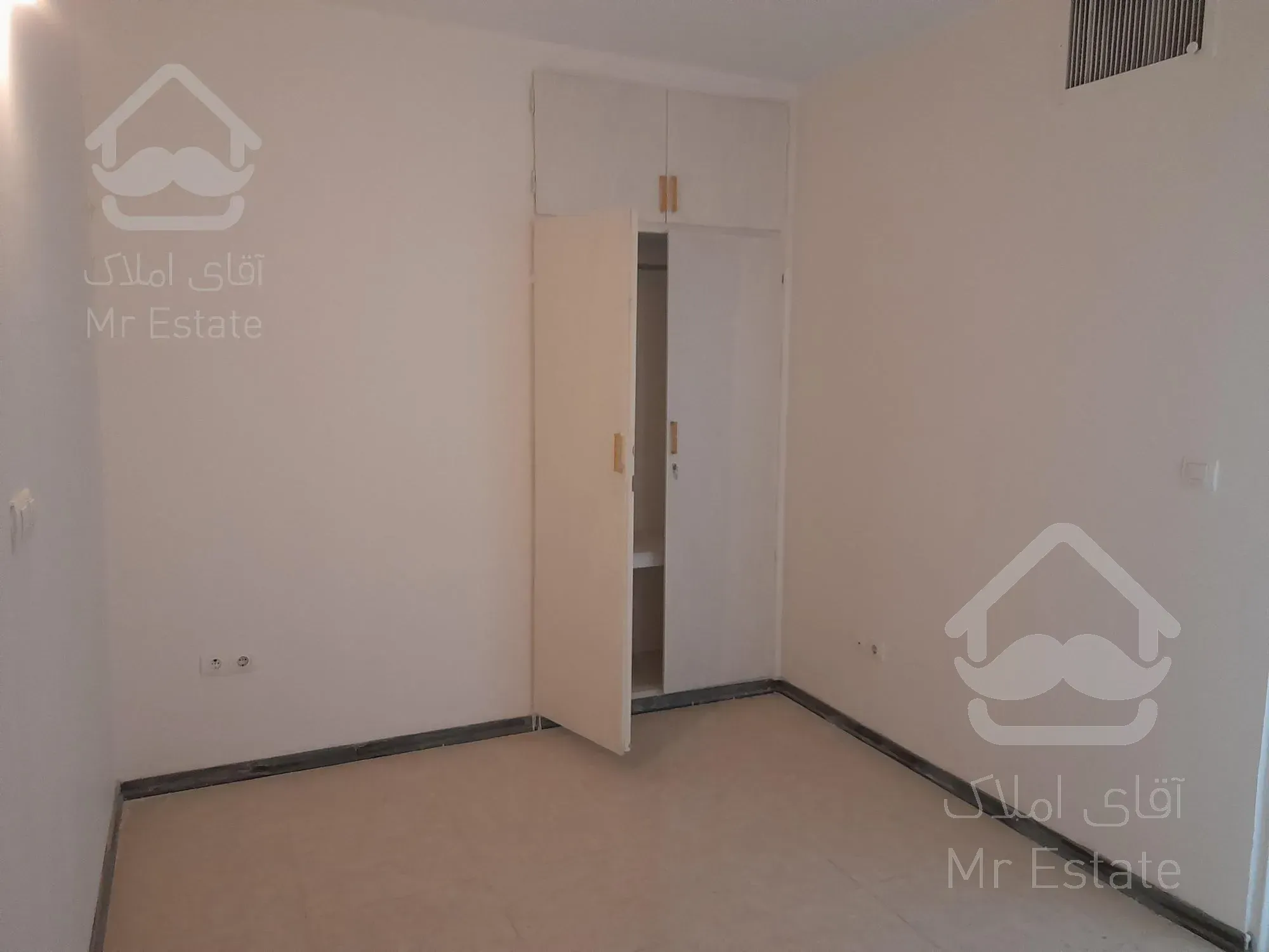 آپارتمان باغ حوض 3 خواب 135 متر