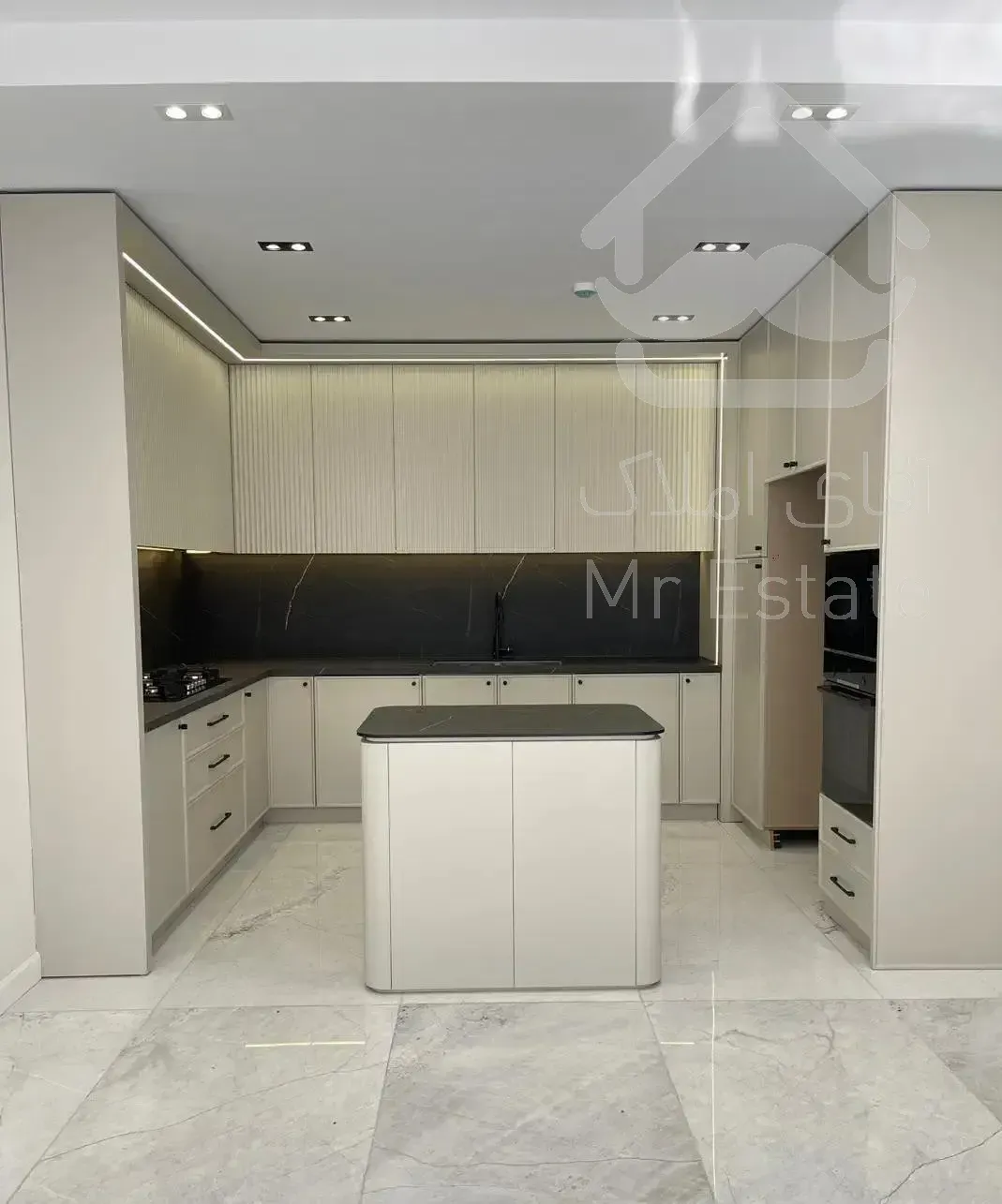 ۹۰ مــتـر ، اعــیـان نشــیـن ، نــوسـاز ، گیشا