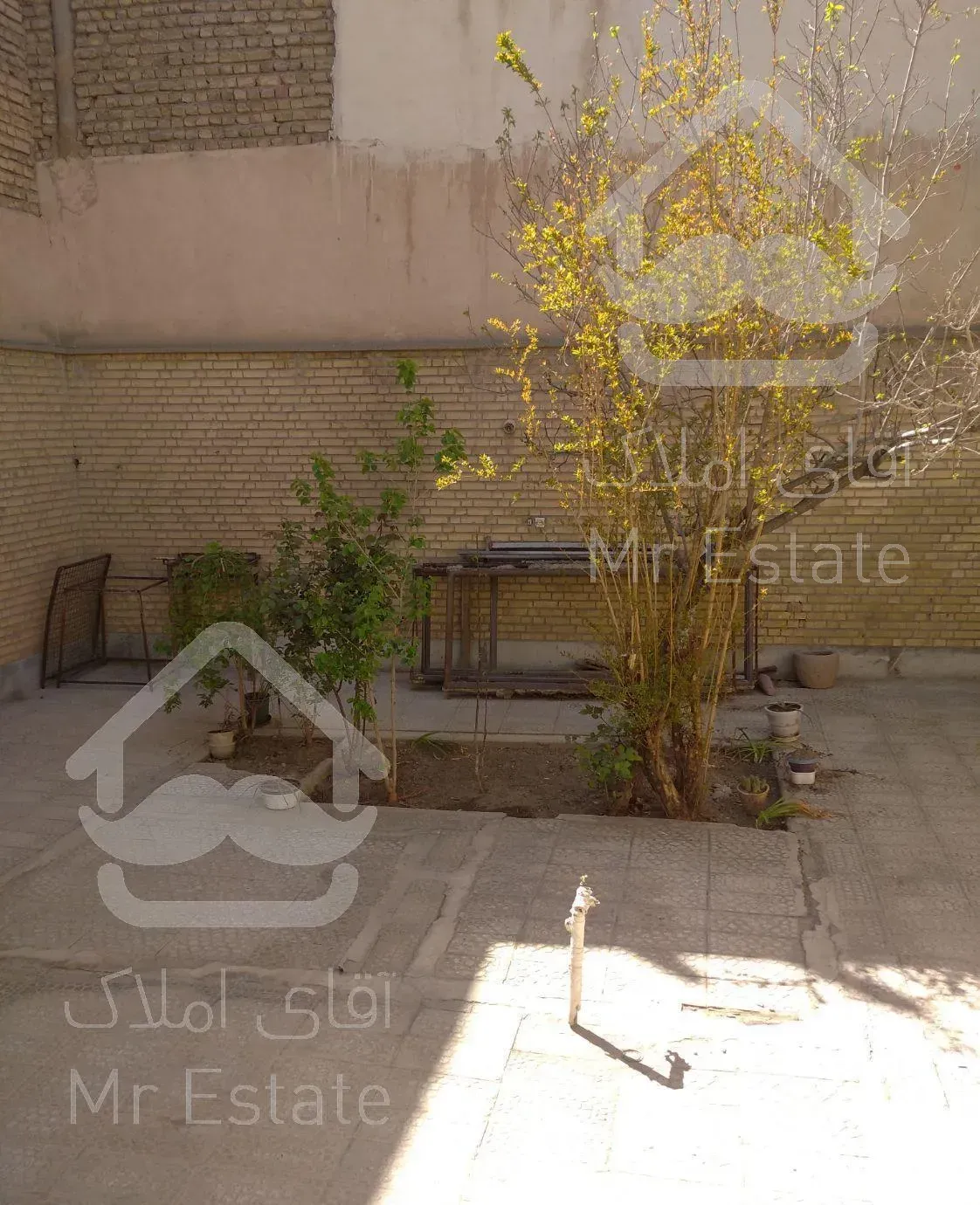 اجاره منزل ویلای دربست داخل شهر