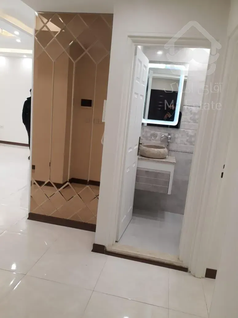 واحد اوکازیون ۹۰ متری کمالی شرقی/غرق در نور/۲خواب مستر/فول امکانات