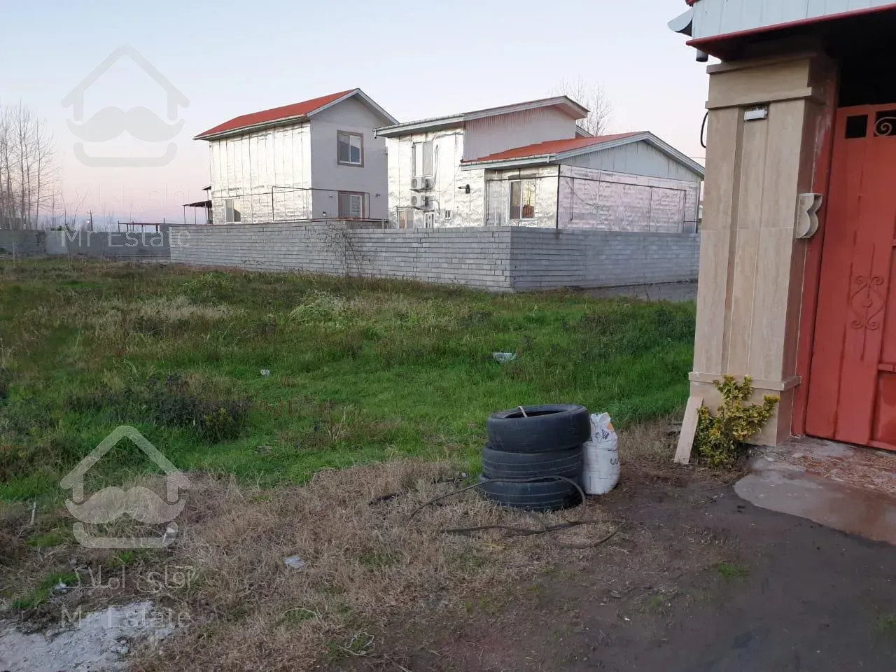 650 متر زمین مسکونی با مدارک کامل