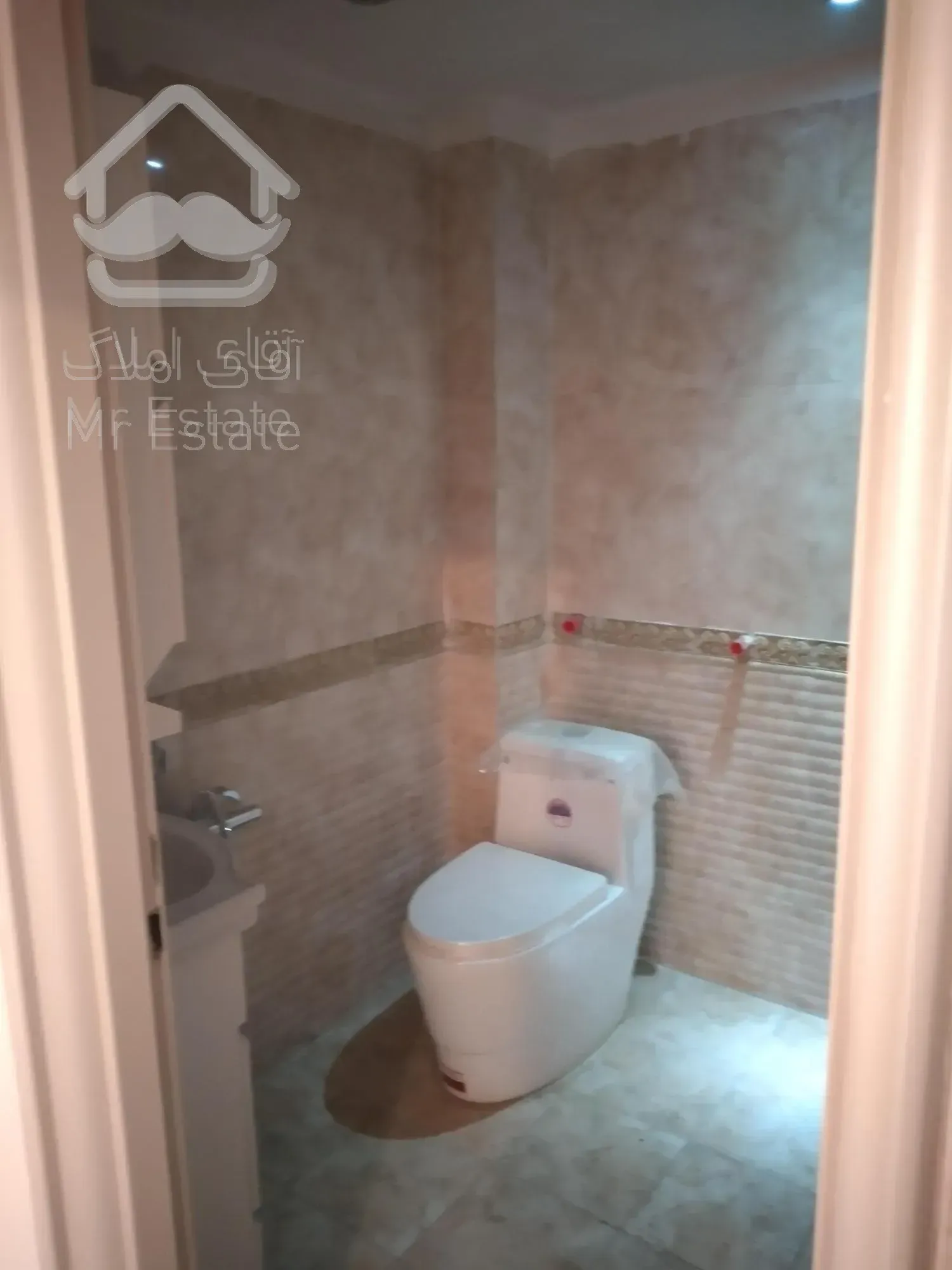 اپارتمان ۱۶۵متری سه خواب در سازمان برنامه