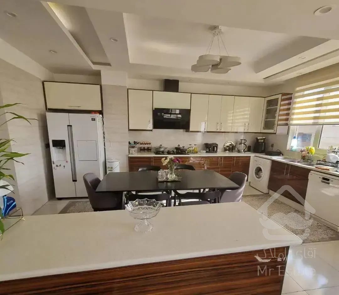 جردن ۱۷۰ متر ۲ پارکینگ سندی