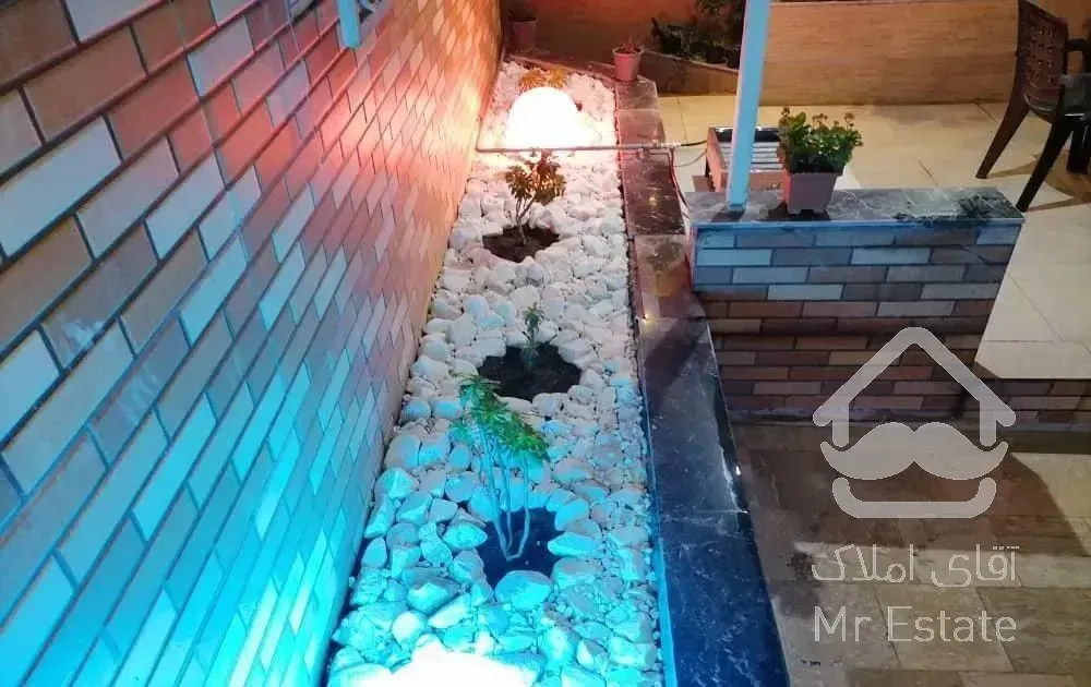 استخرآبگرم،جکوزی،بیلیاردخودم مالکم