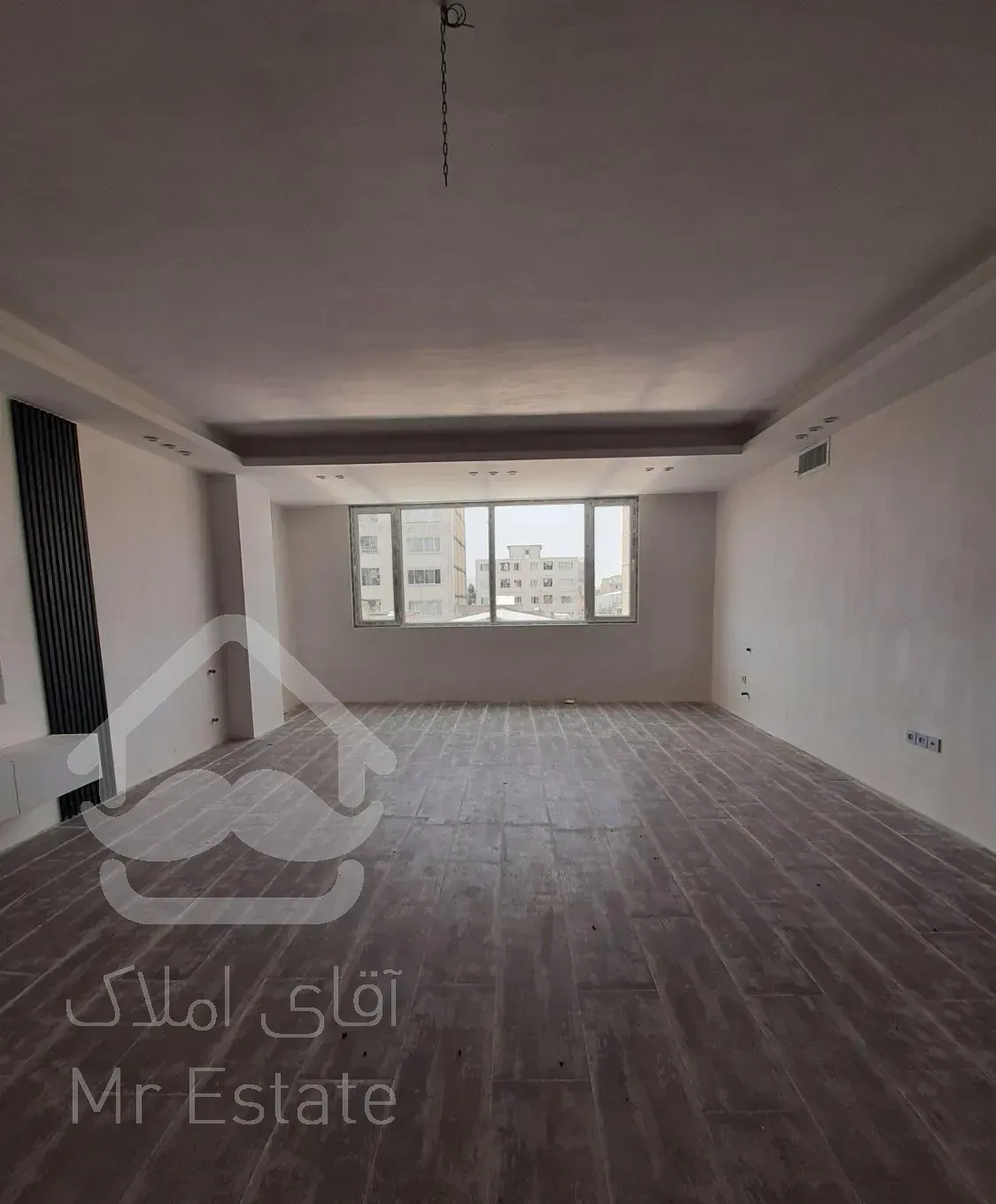 آپارتمان135متری/شهرک مسکن/خیابان بنفشه